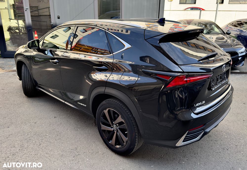 Lexus Seria NX 300h Executive Line - 6