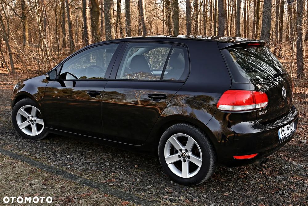 Volkswagen Golf 2.0 TDI DPF Comfortline - 28