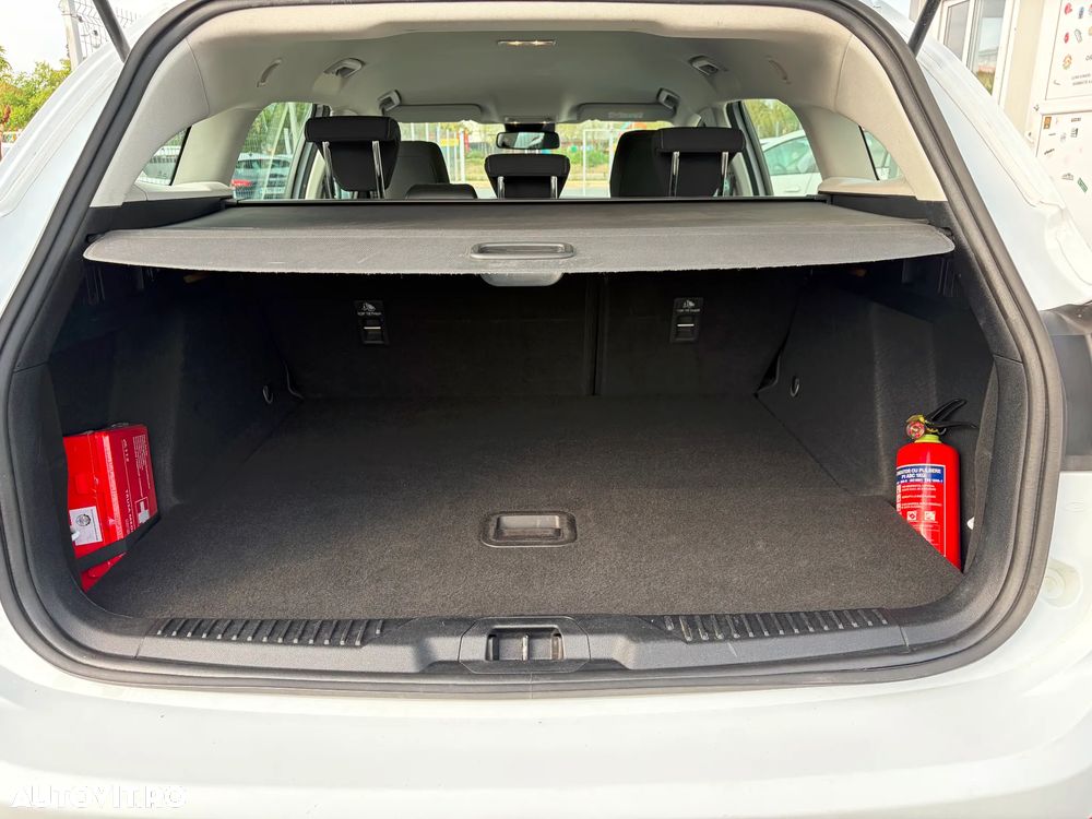 Ford Focus 1.0 EcoBoost Connected - 33