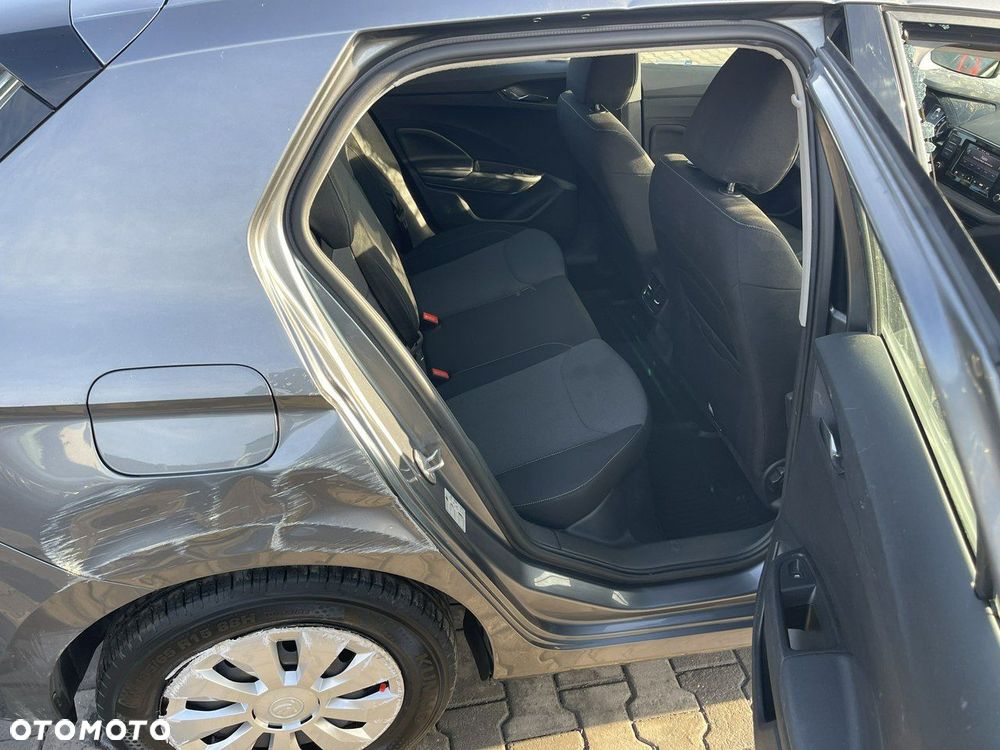 Skoda Fabia 1.0 Ambition - 4