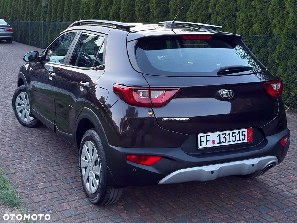 Kia Stonic 1.2 L - 5