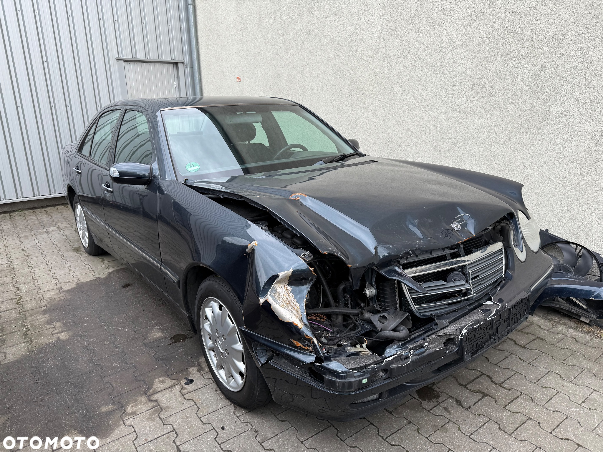 Mercedes-Benz Klasa E - 2