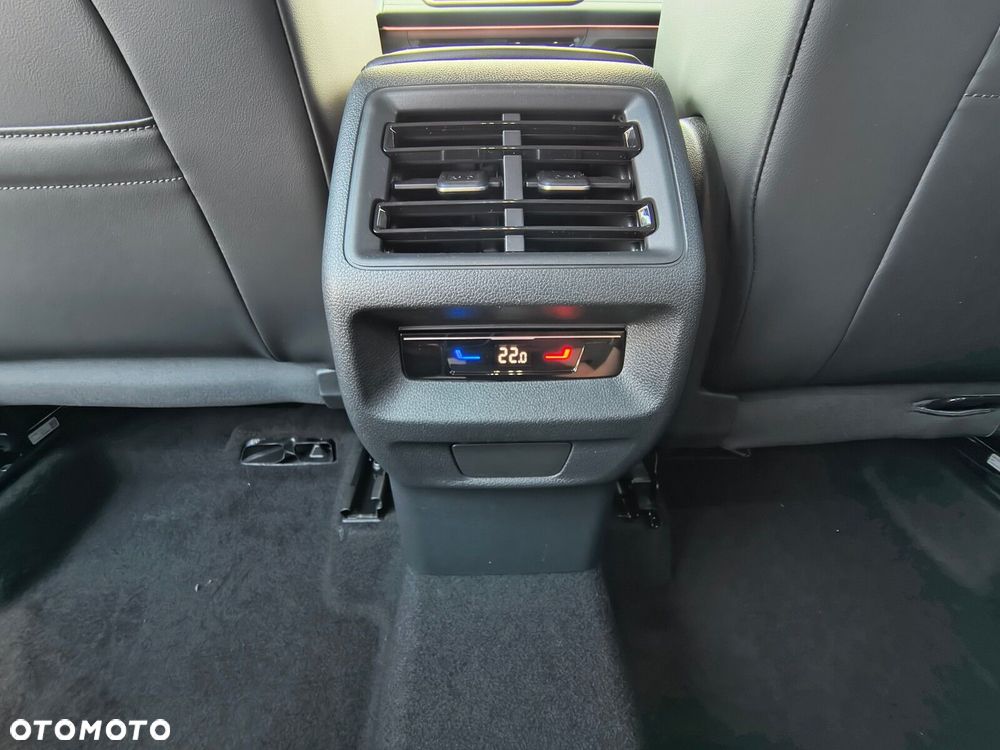 Volkswagen Tiguan - 31