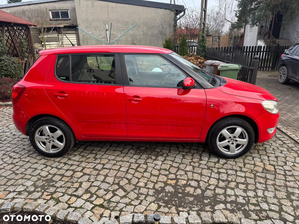 Skoda Fabia 1.4 16V Active Plus - 8