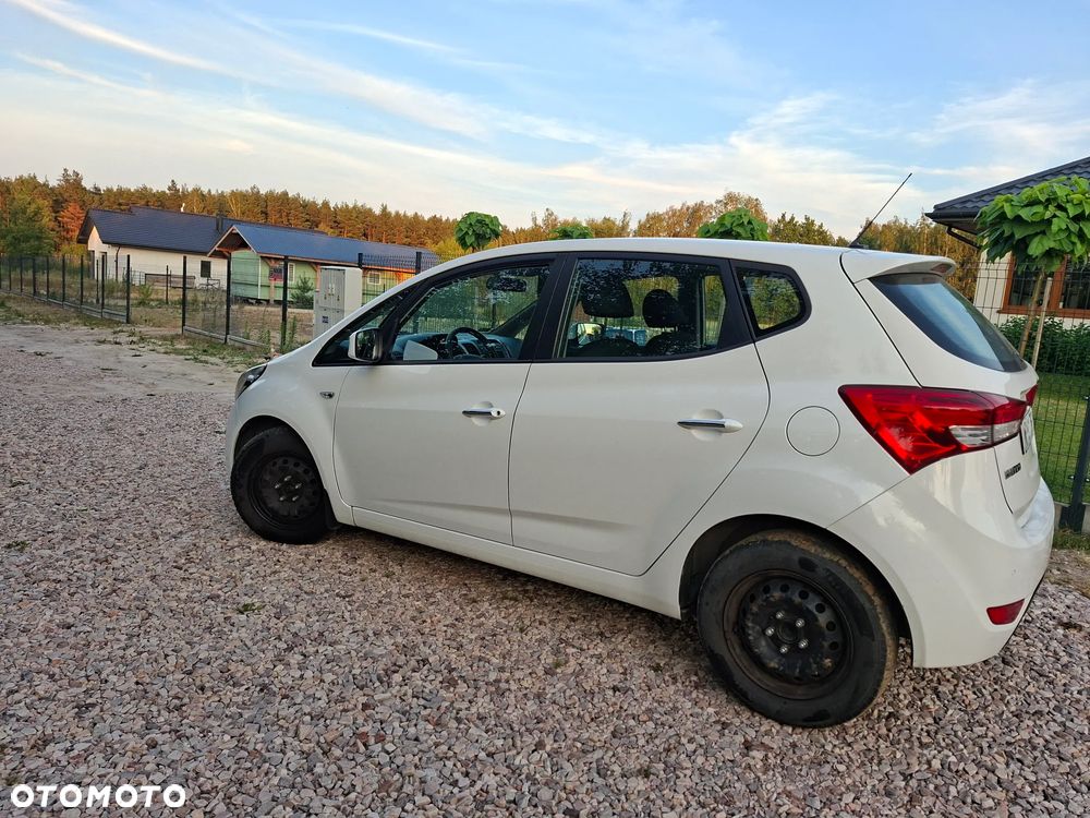 Hyundai ix20 1.6 BlueDrive Classic + - 13