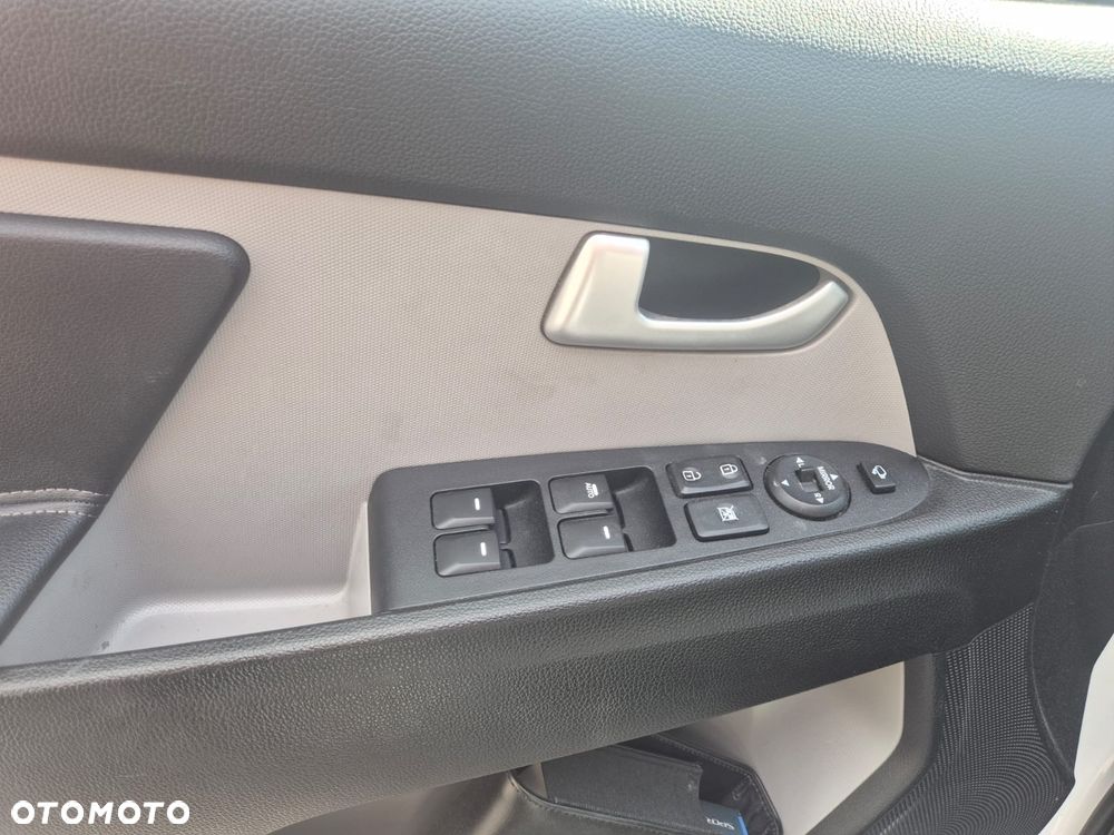 Kia Sportage 1.7 CRDI 2WD Attract - 9