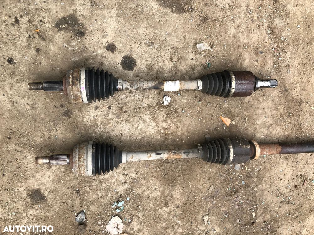 Planetara stanga Renault Megane III 1.4 TCE 2011 - 3