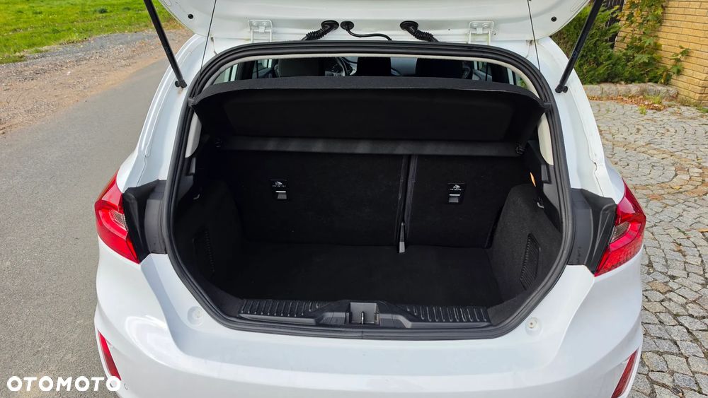Ford Fiesta 1.1 S&S COOL&CONNECT - 12