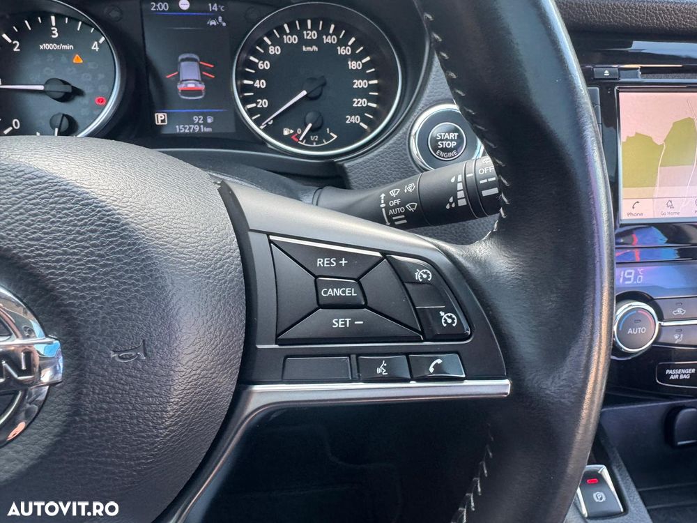 Nissan Qashqai 1.5 DCI DCT TEKNA - 23