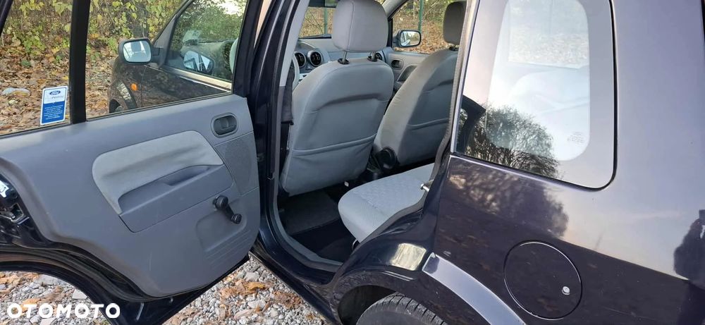 Ford Fusion 1.4 Ambiente - 13