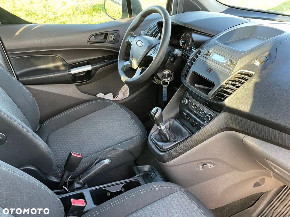 Ford Transit Connect - 4