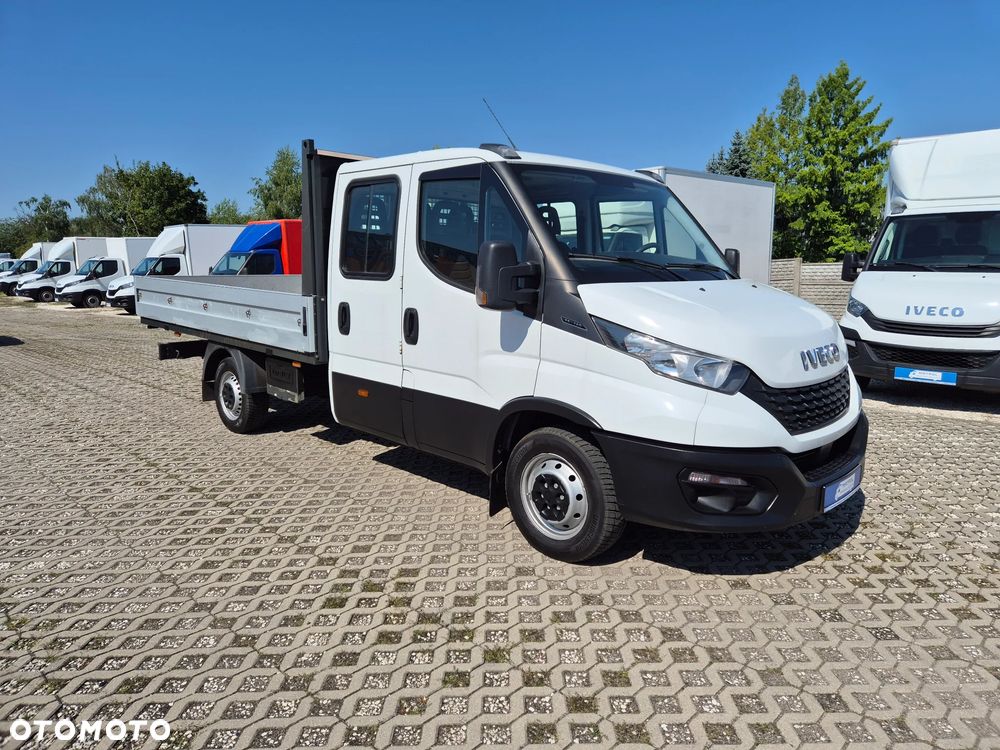 Iveco Daily 35S14, Brygadówka 7-os, skrzynia 3,42m x 2,07m, klimatyzacja, HAK - 3.5T - 3