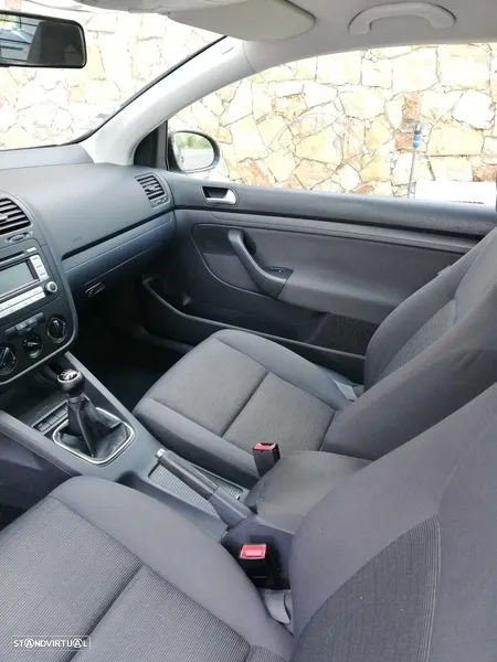VW Golf 1.9 TDi 6V Trendline AC - 4