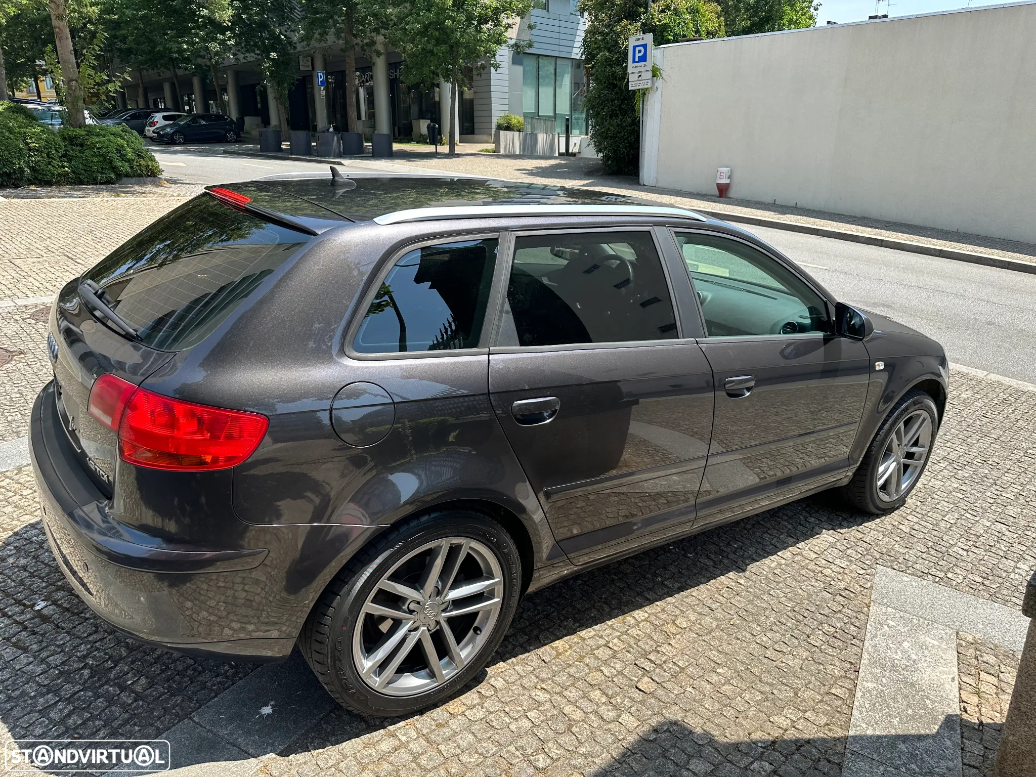 Audi A3 Sportback 1.9 TDi Advance - 9