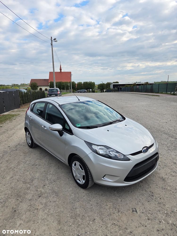 Ford Fiesta 1.25 Trend EU5 - 19