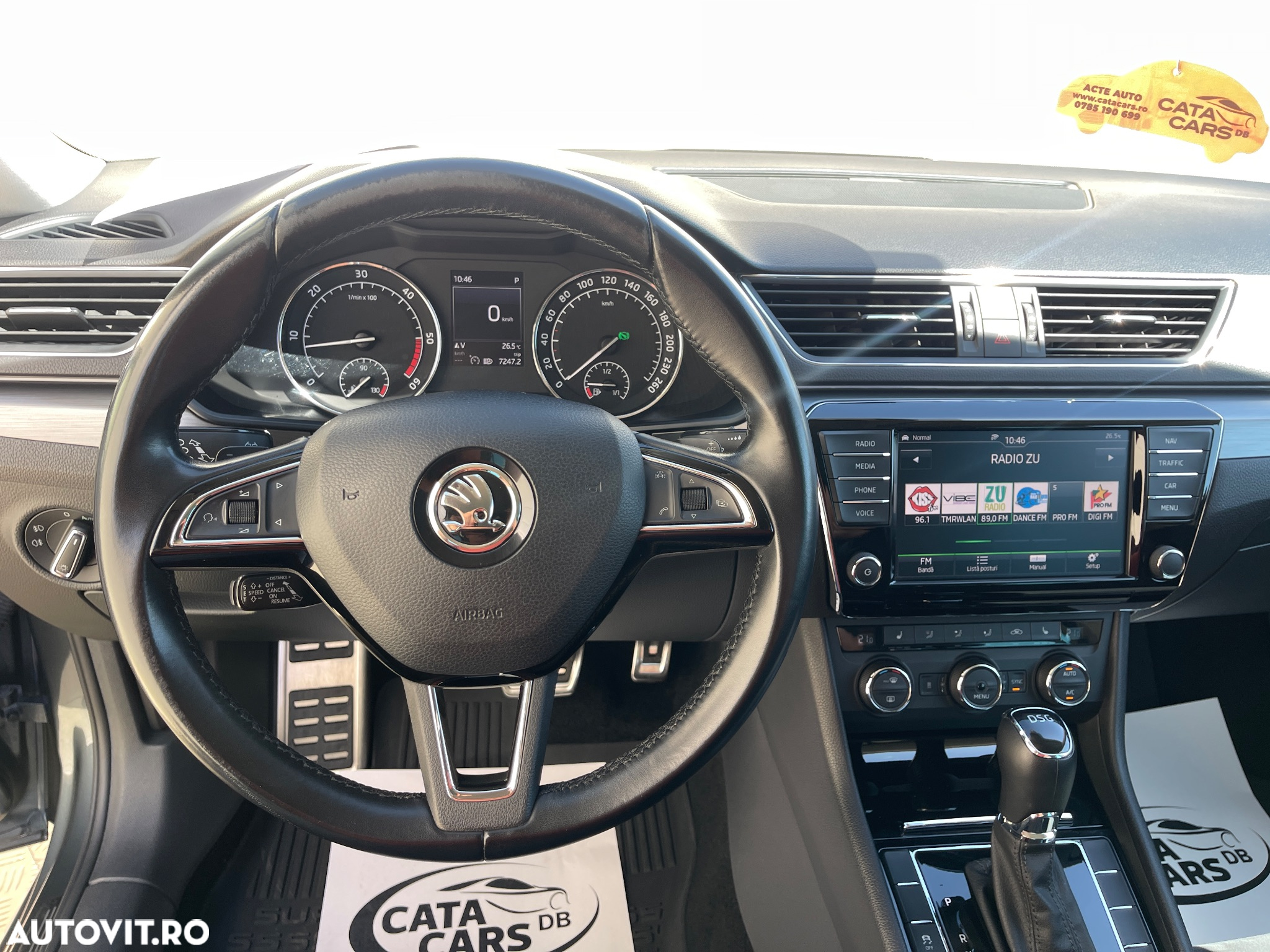 Skoda Superb 2.0 TDI DSG Style - 37