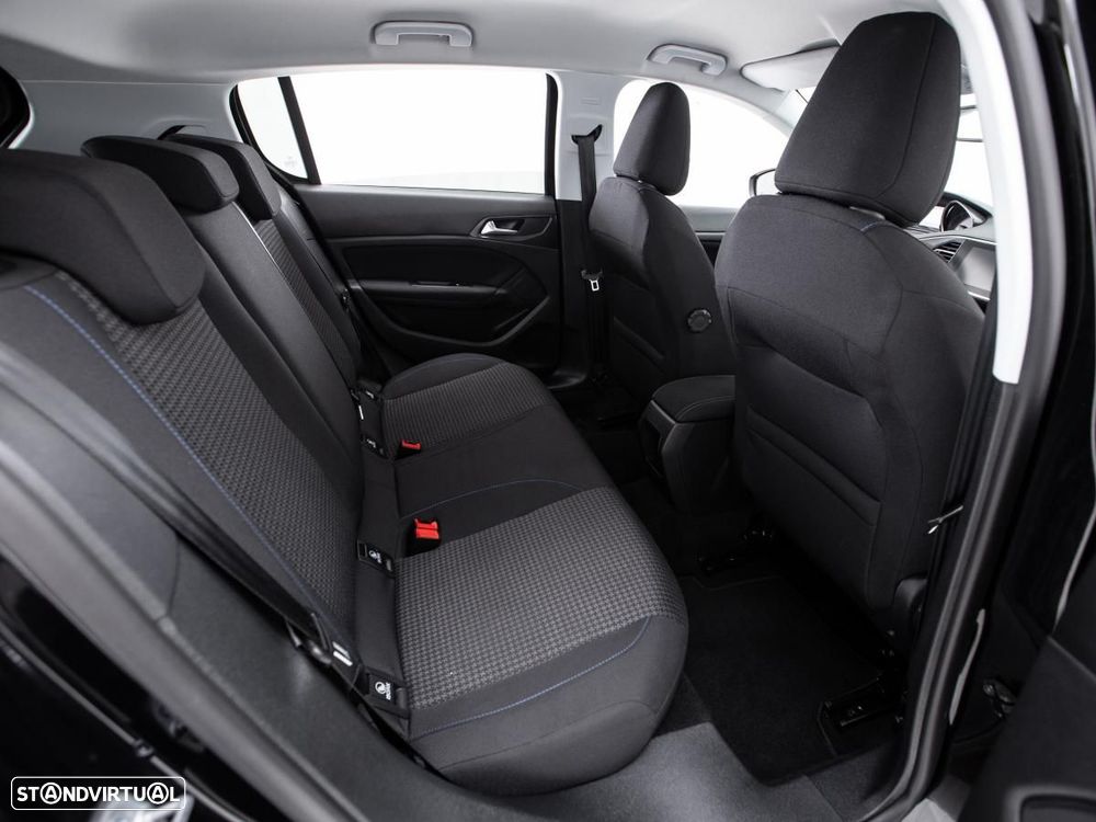 Peugeot 308 1.5 BlueHDi Style - 11