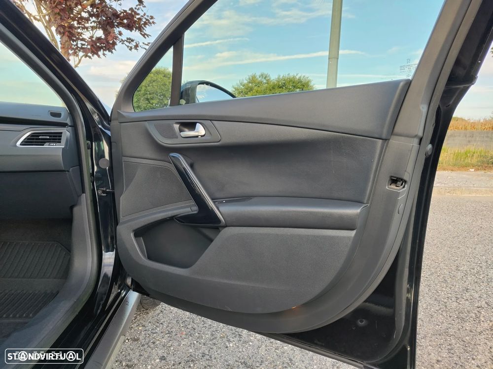 Peugeot 508 RXH 2.0 HDi Hybrid4 2-Tronic - 39