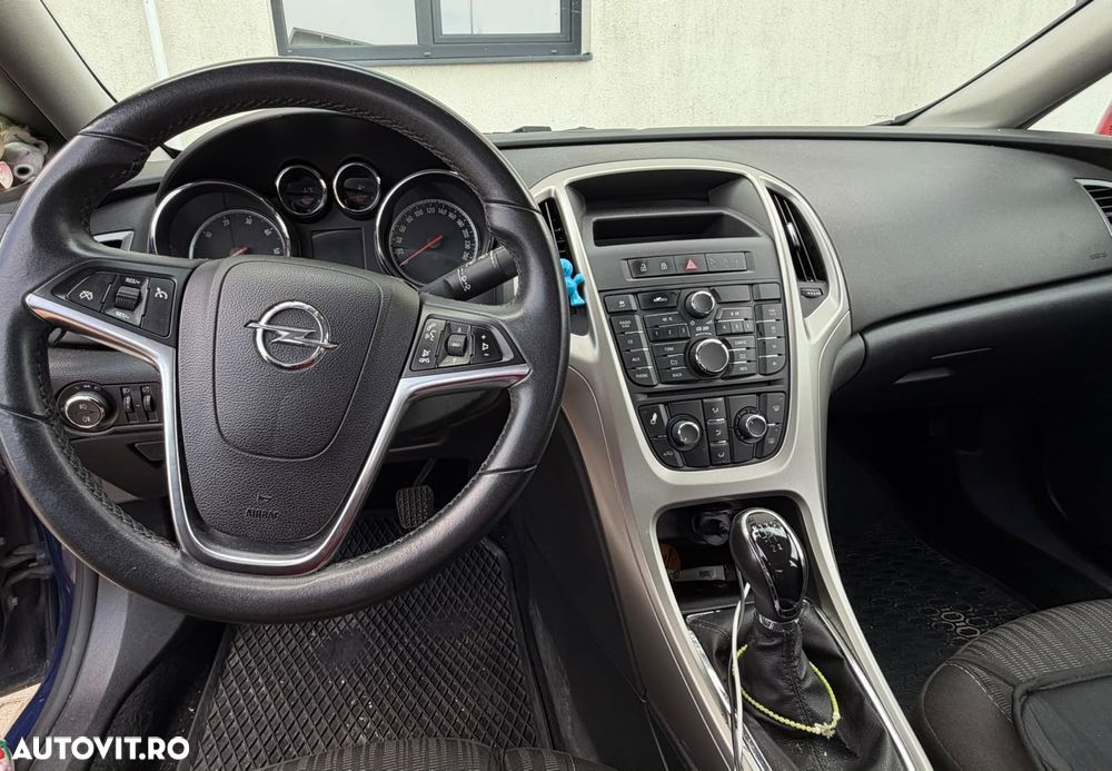 Opel Astra 1.3 CDTI ECOTEC Start/Stop - 4
