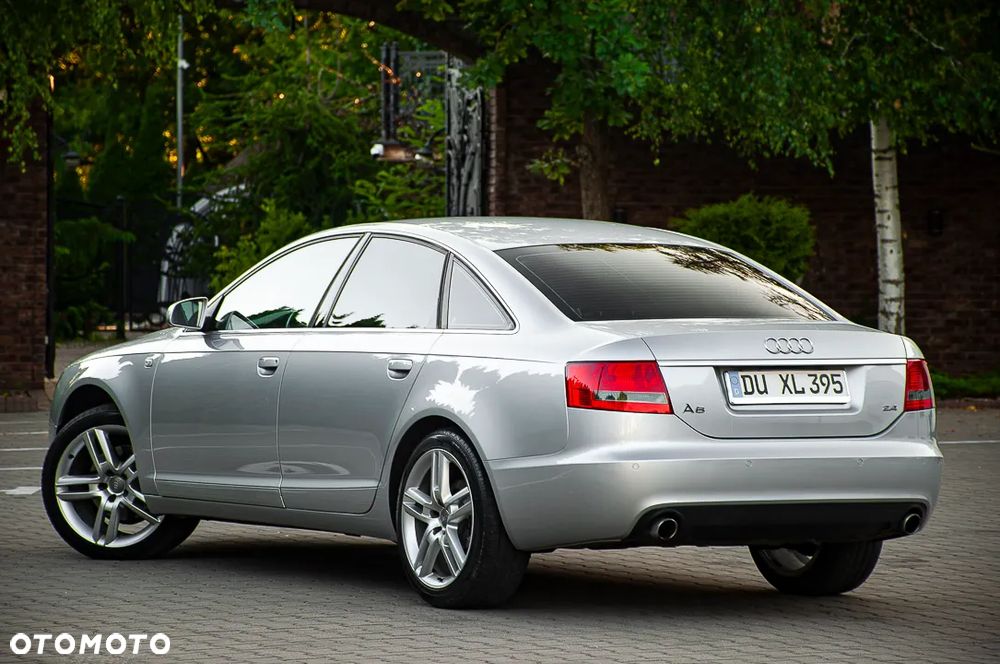 Audi A6 Limousine 2.4 - 22
