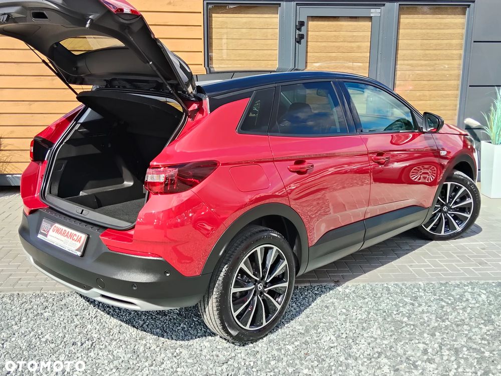Opel Grandland X 1.2 Start/Stop Design Line - 31