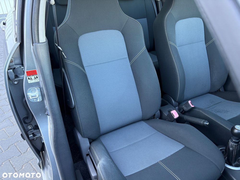 Suzuki Swift 1.3 Sakura - 21