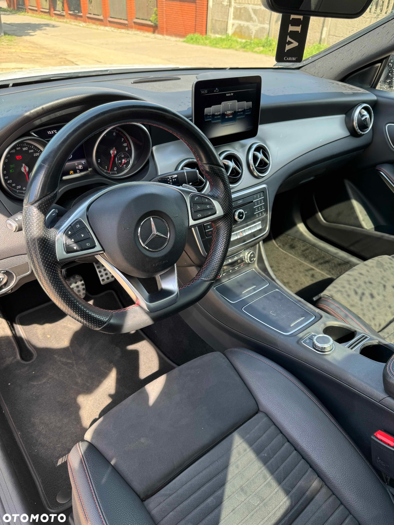 Mercedes-Benz CLA 220 4-Matic AMG Line - 8