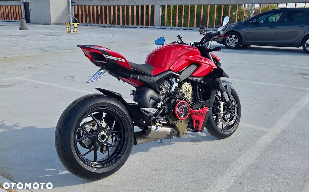 Ducati Streetfighter V4 - 8