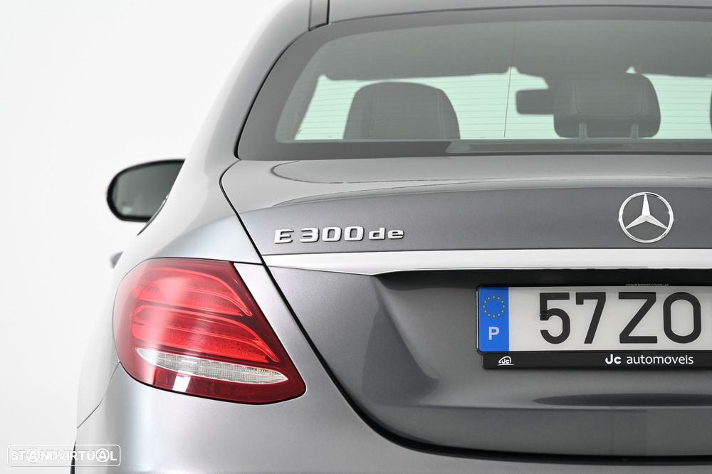 Mercedes-Benz E 300 de AMG Line - 9