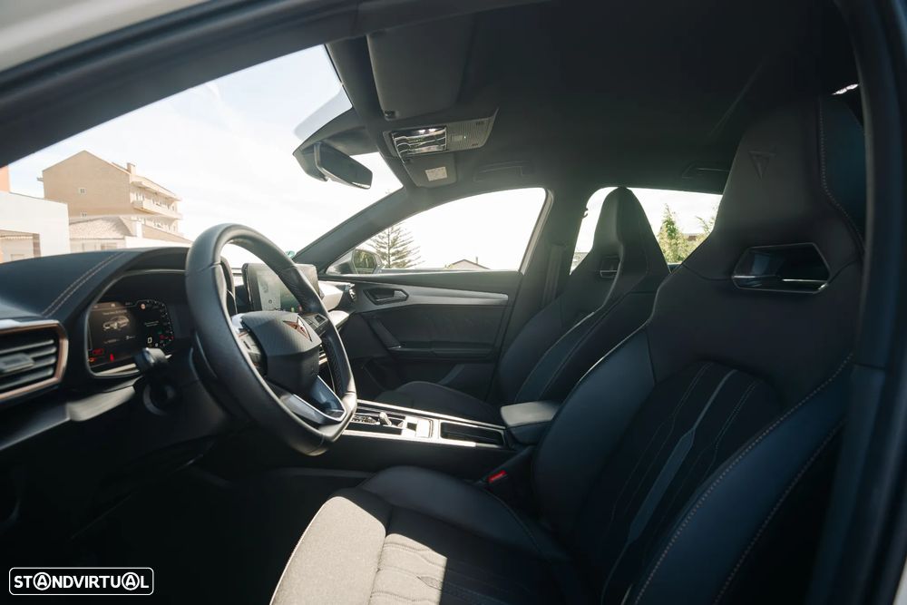 Cupra Formentor 1.4 e-Hybrid DSG - 23
