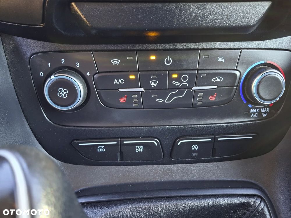 Ford TRANSIT CONNECT TREND - 31