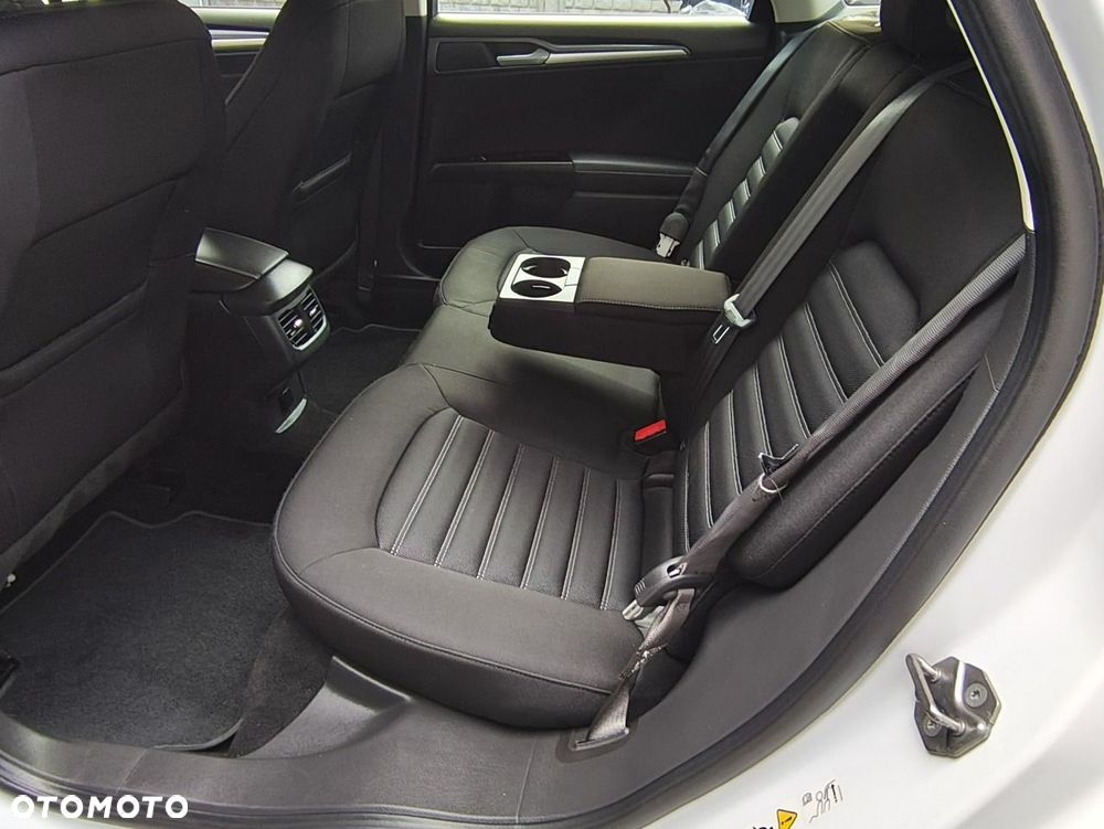 Ford Mondeo 2.0 EcoBlue Business Edition - 28