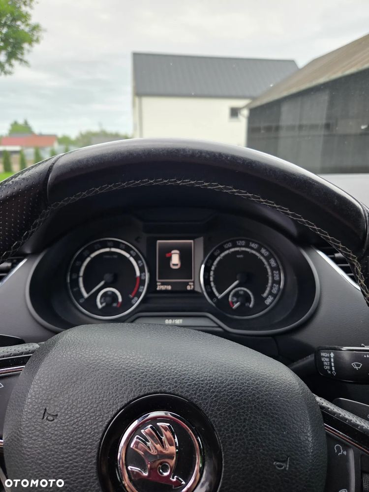 Skoda Octavia 2.0 TDI 4x4 RS DSG - 9