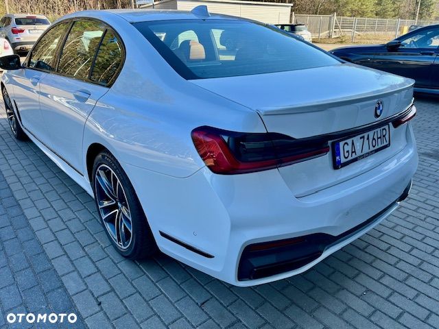 BMW Seria 7 730d xDrive mHEV sport - 8