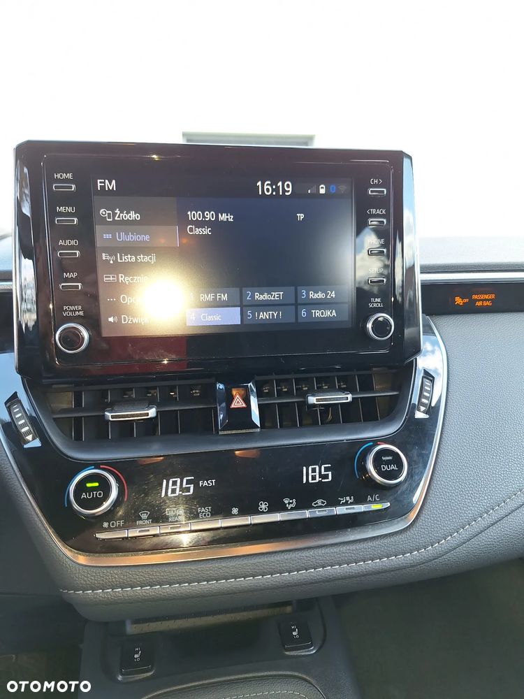 Toyota Corolla 2.0 Hybrid Comfort - 9