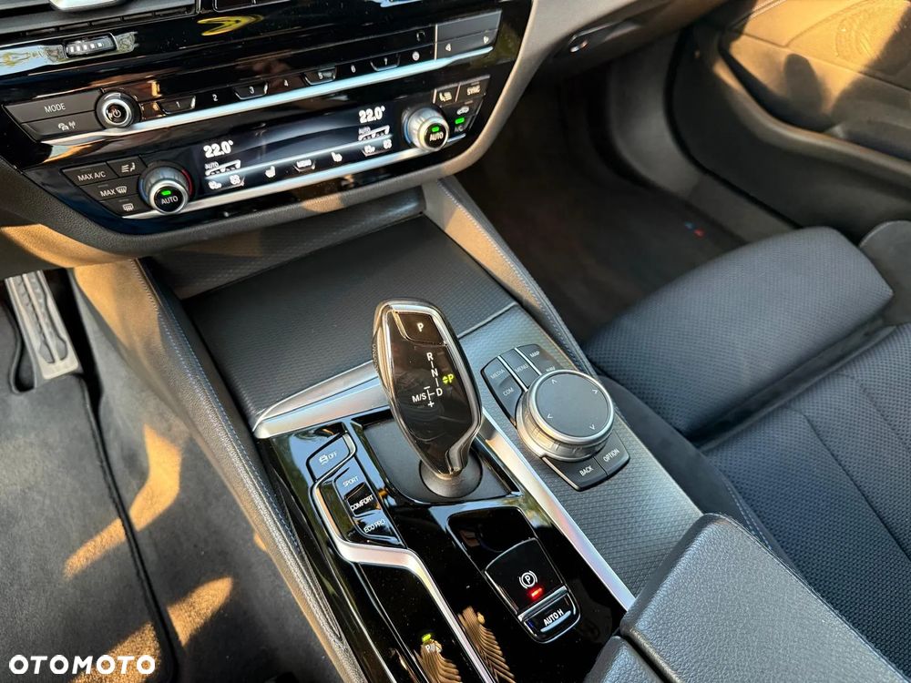 BMW Seria 5 520d M Sport Edition - 20
