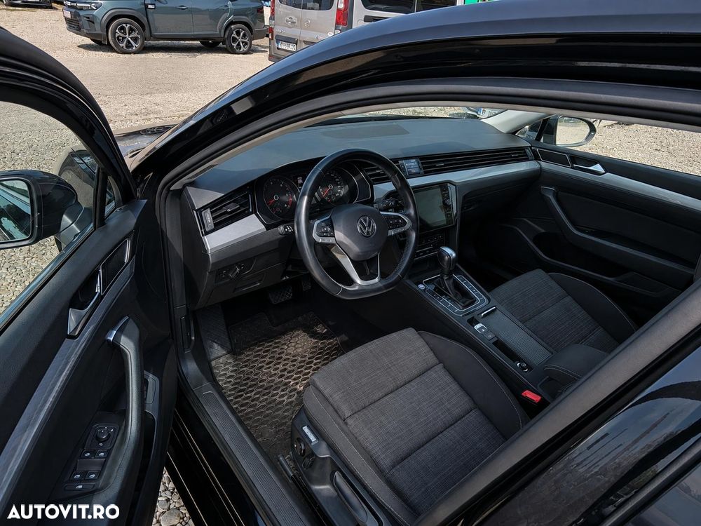 Volkswagen Passat 2.0 TDI DSG Comfortline - 11