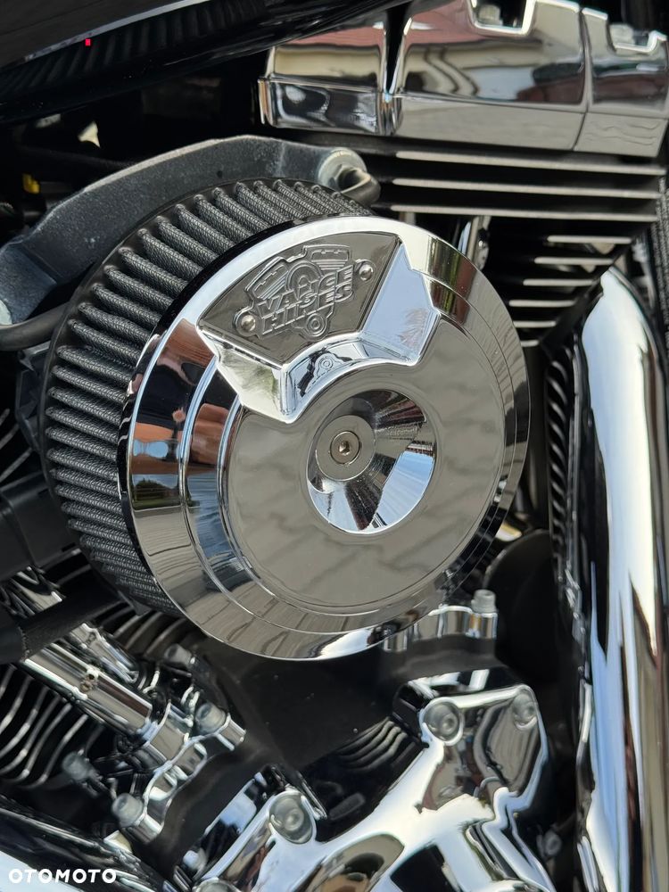 Harley-Davidson FXSB Breakout - 8