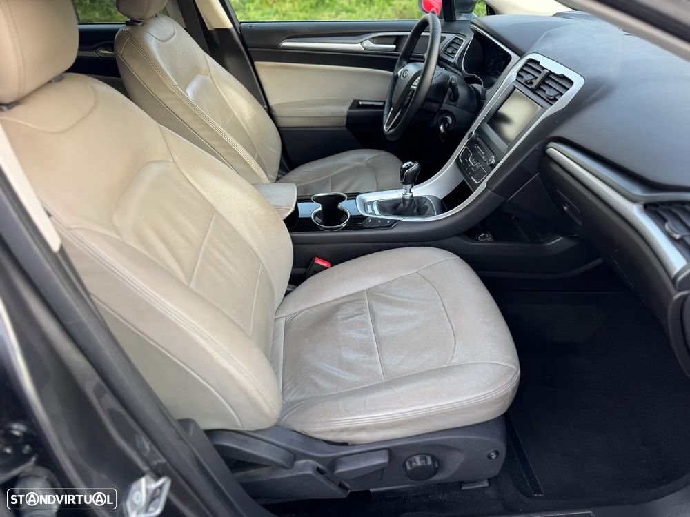 Ford Mondeo SW 1.5 TDCi Titanium - 12