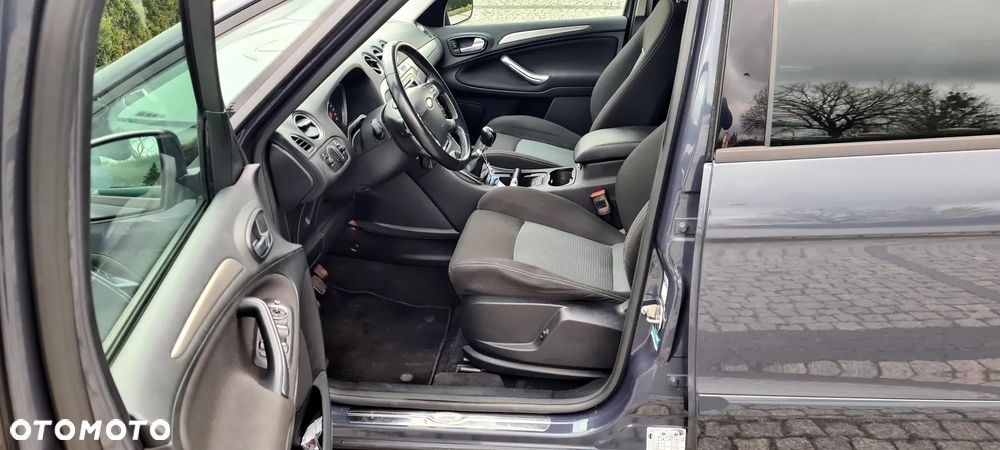 Ford S-Max 2.0 TDCi DPF Titanium - 16