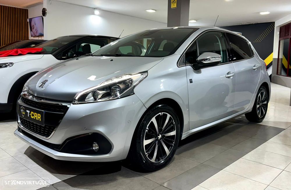 Peugeot 208 PureTech 82 Start & Stop Allure - 2