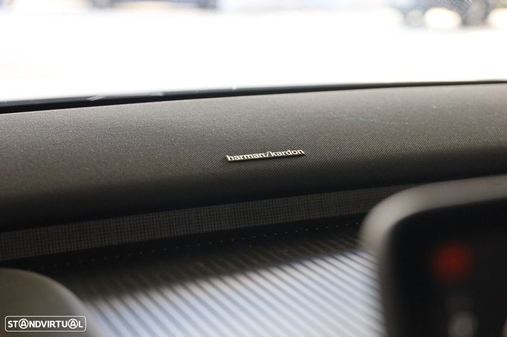 Volvo EX30 69 kWh Single Motor Extended Range Ultra - 30