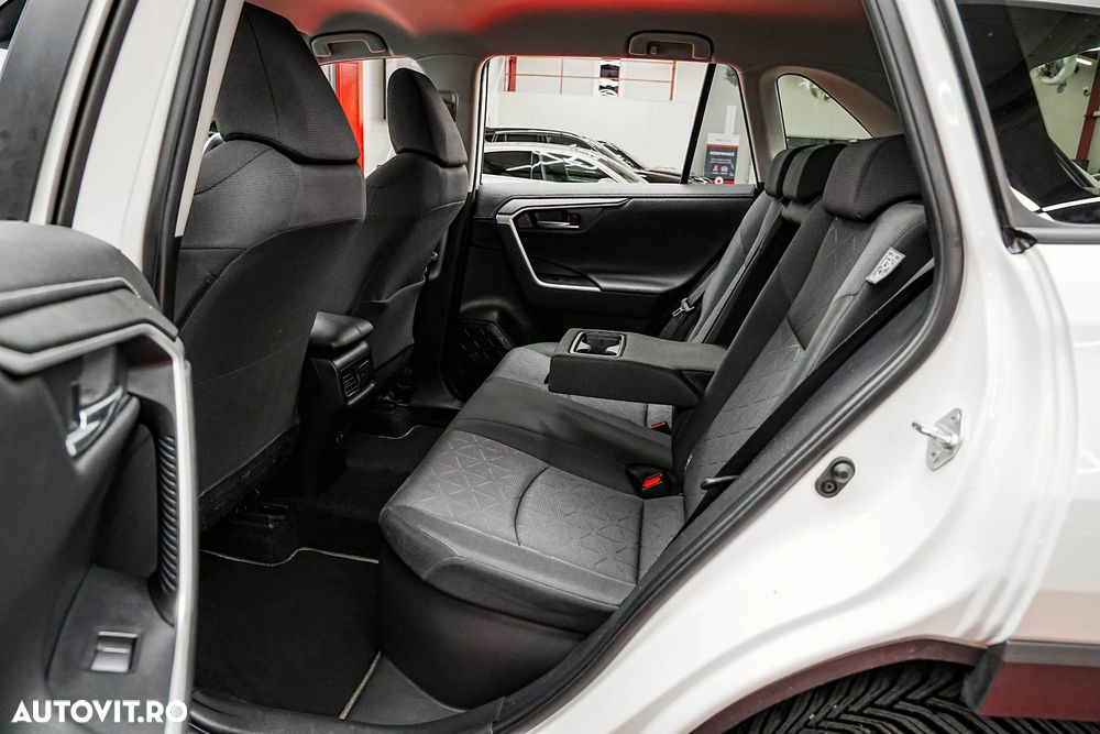Toyota RAV4 2.5 Hybrid VVT-iE 4x2 Active - 6