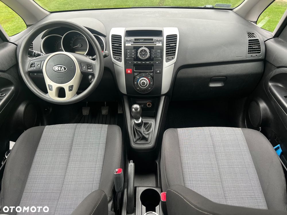 Kia Venga 1.4 S - 11