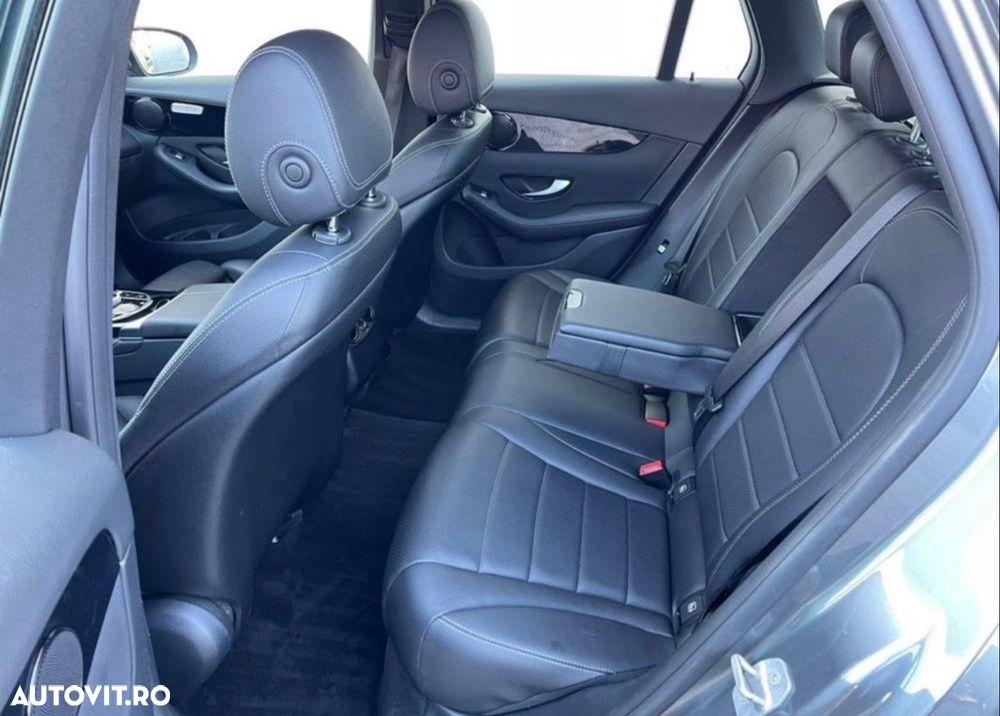 Mercedes-Benz GLC 220 d 4Matic 9G-TRONIC Edition 1 - 9