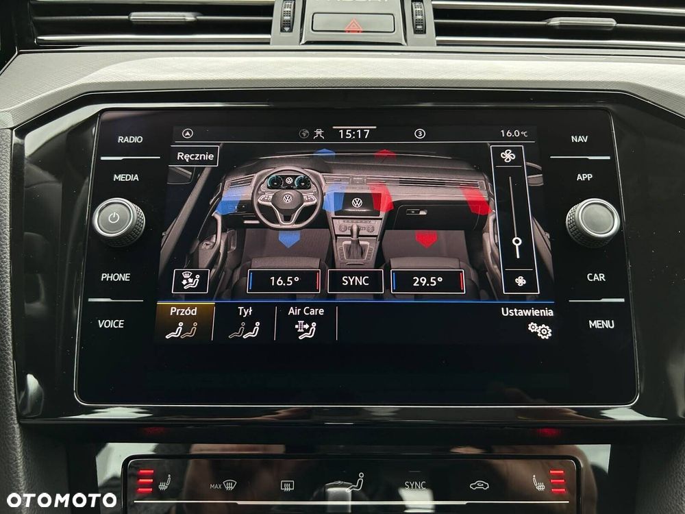 Volkswagen Passat - 34