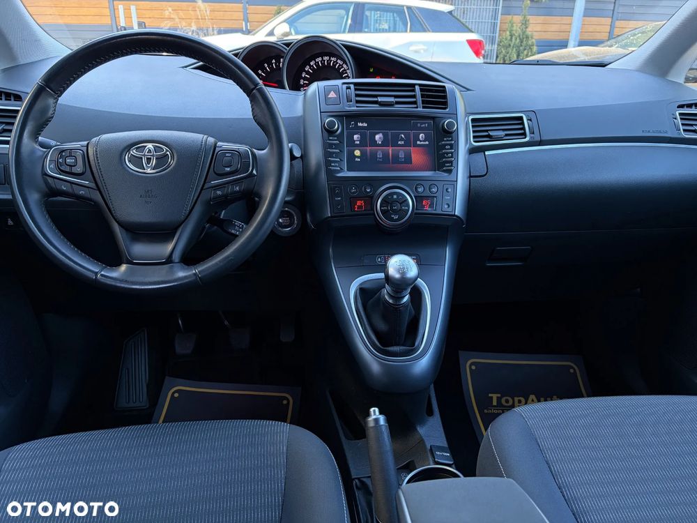 Toyota Verso 1.6 D-4D Prestige 7os - 34