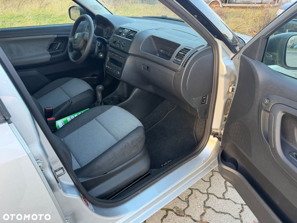 Skoda Fabia - 11