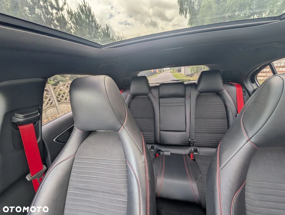 Mercedes-Benz Klasa A 45 AMG 4-Matic - 8