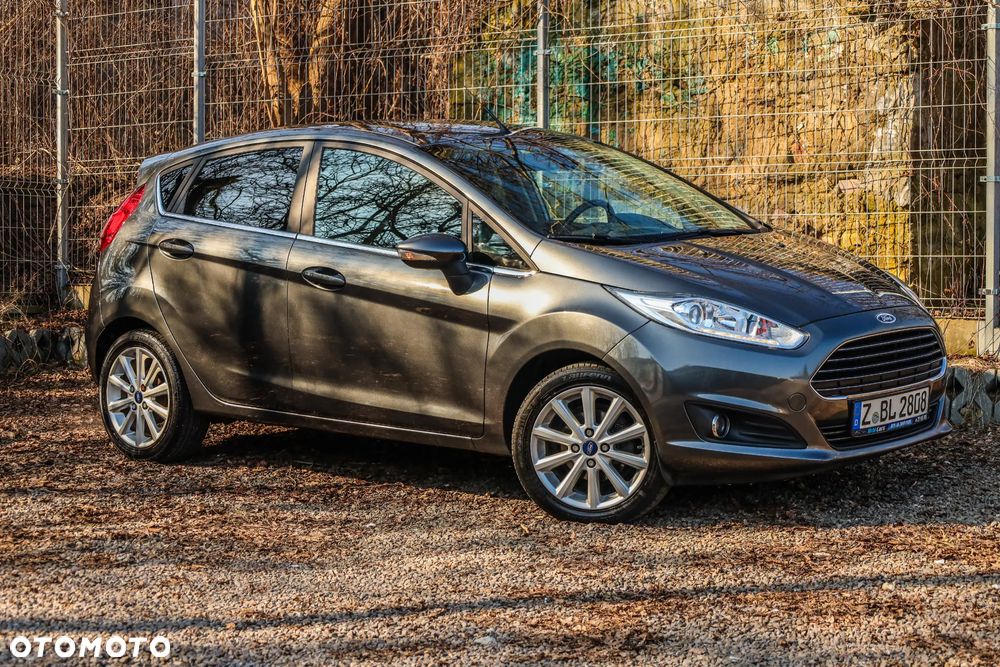 Ford Fiesta 1.0 EcoBoost STart-Stop Titanium - 2